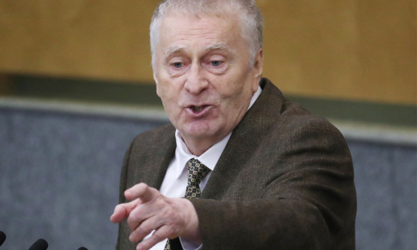 Скандал набирает обороты: Жириновский потребовал от Кадырова встречных извинений